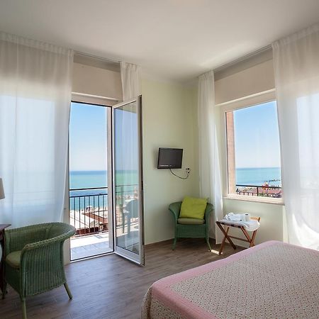 פורטו רקנאטי Hotel Bianchi Nicola מראה חיצוני תמונה
