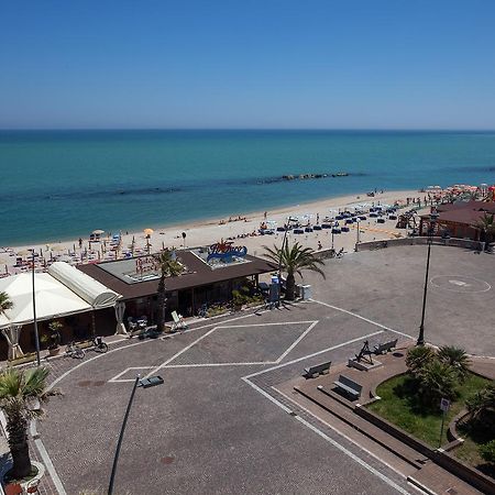 פורטו רקנאטי Hotel Bianchi Nicola מראה חיצוני תמונה