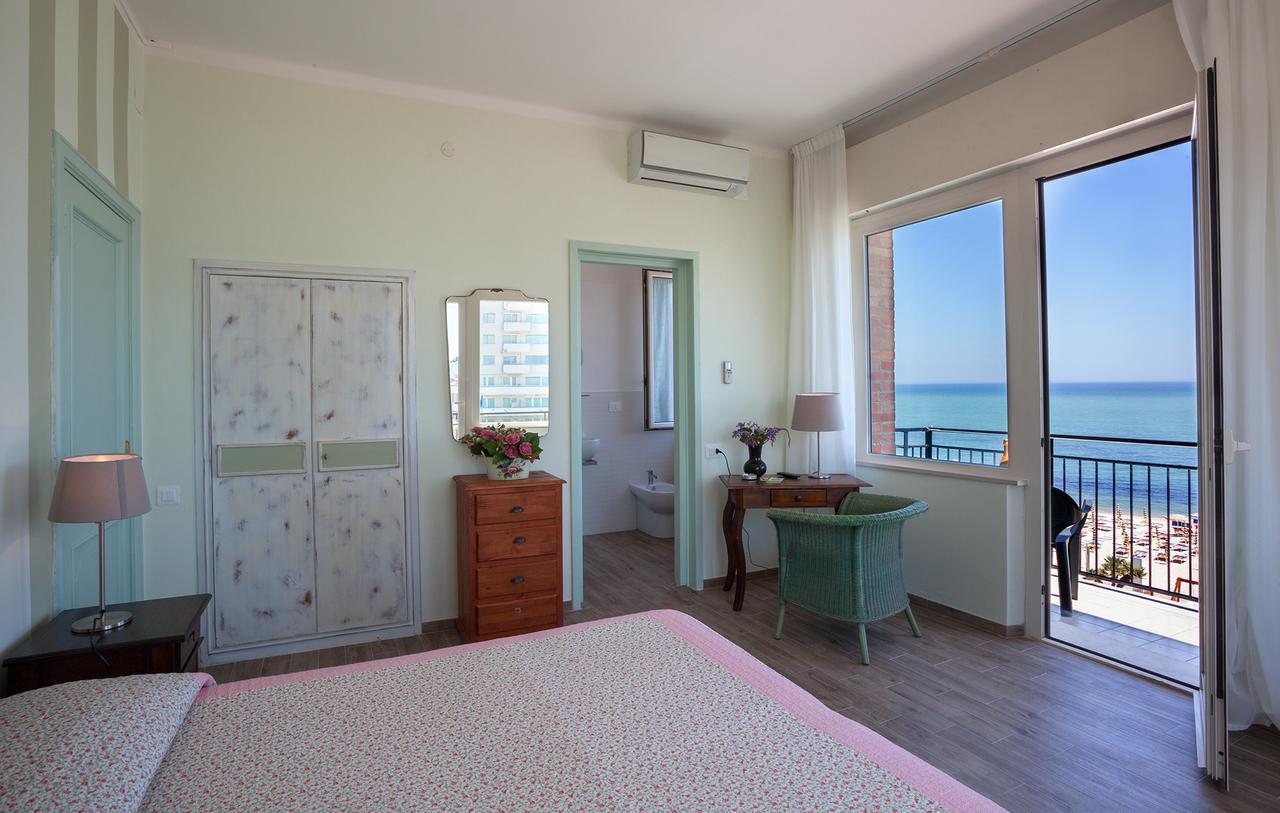 פורטו רקנאטי Hotel Bianchi Nicola מראה חיצוני תמונה