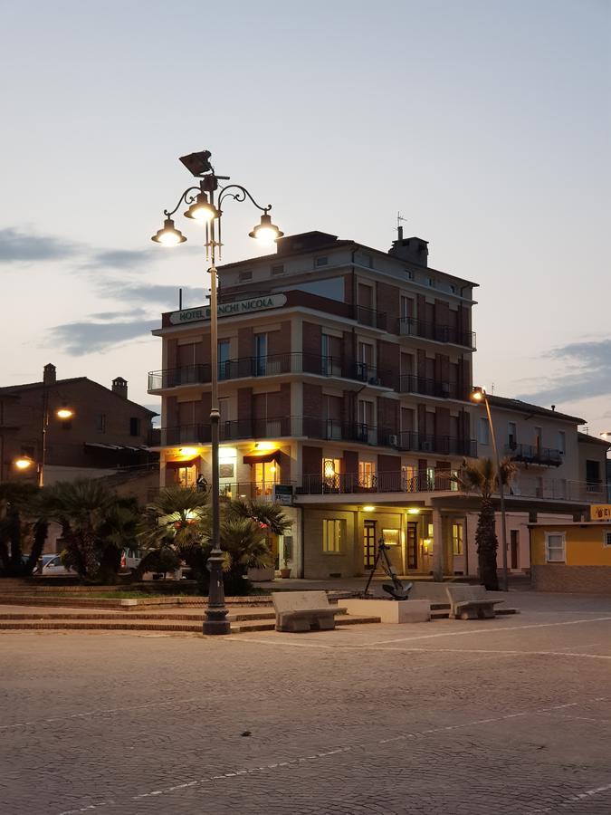 פורטו רקנאטי Hotel Bianchi Nicola מראה חיצוני תמונה